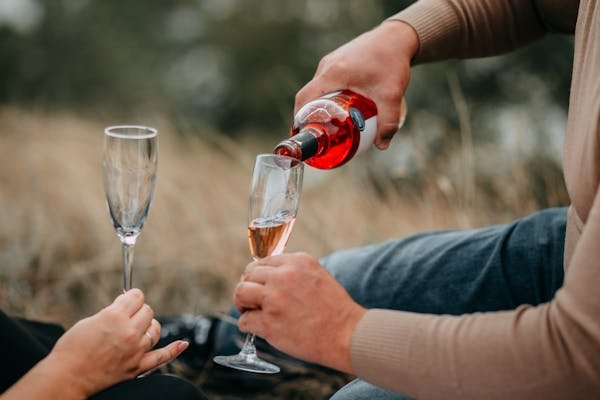 Les 10 meilleurs vins rosés en france à découvrir